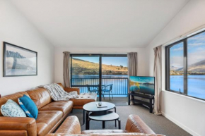 Scenic Lakefront Apartment